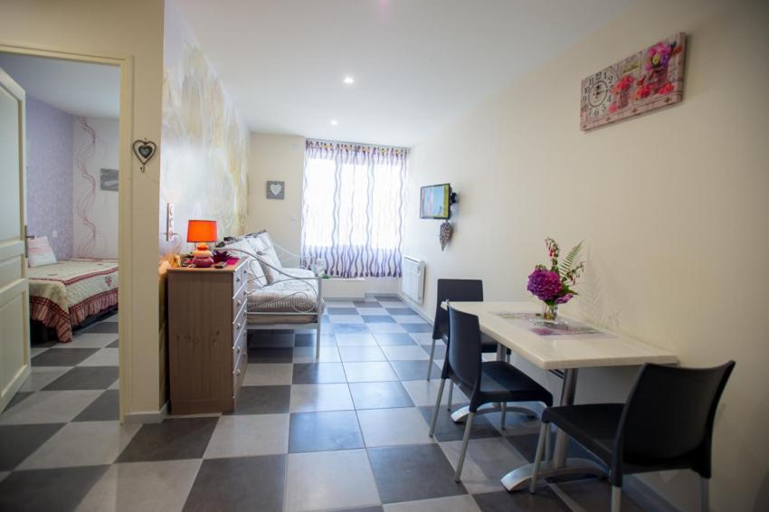 Appartement Romantique Bagneres-de-Bigorre Exterior photo